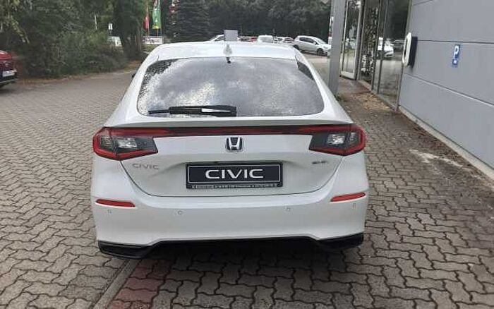 Honda Civic e: HEV 2.0 i-MMD Hybrid Elegance