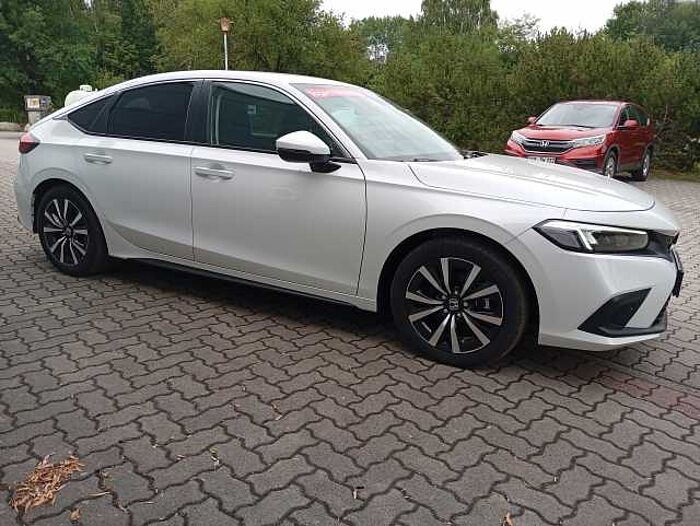 Honda Civic e: HEV 2.0 i-MMD Hybrid Elegance