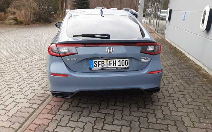 Honda Civic e: HEV 2.0 i-MMD Hybrid Elegance