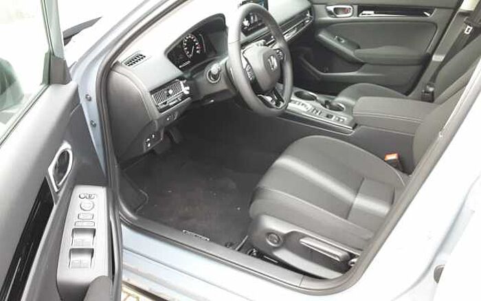 Honda Civic e: HEV 2.0 i-MMD Hybrid Elegance