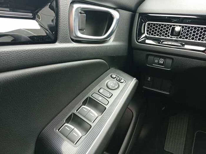 Honda Civic e:HEV 2.0 i-MMD Hybrid Advance