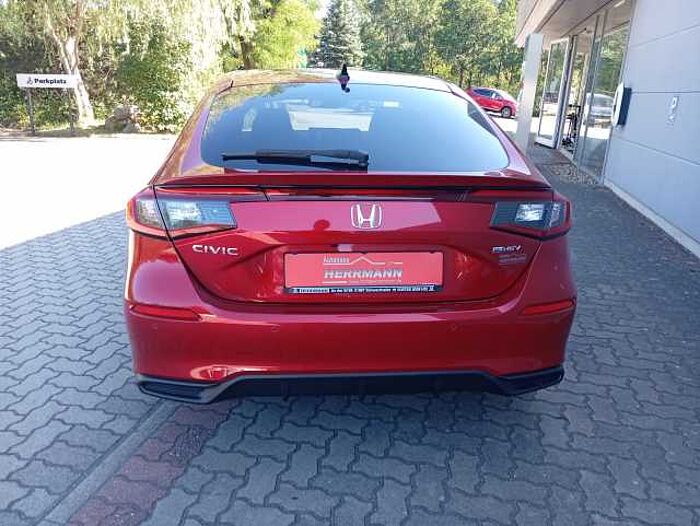 Honda Civic e: HEV 2.0 i-MMD Hybrid Sport