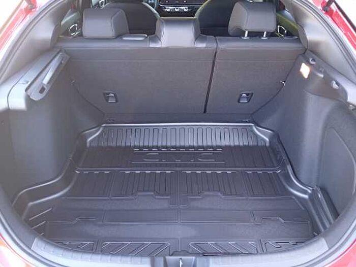 Honda Civic e: HEV 2.0 i-MMD Hybrid Sport