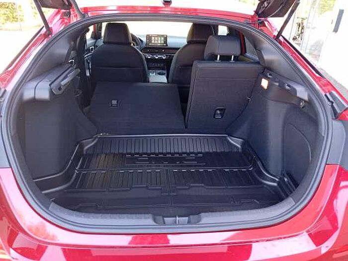 Honda Civic e: HEV 2.0 i-MMD Hybrid Sport