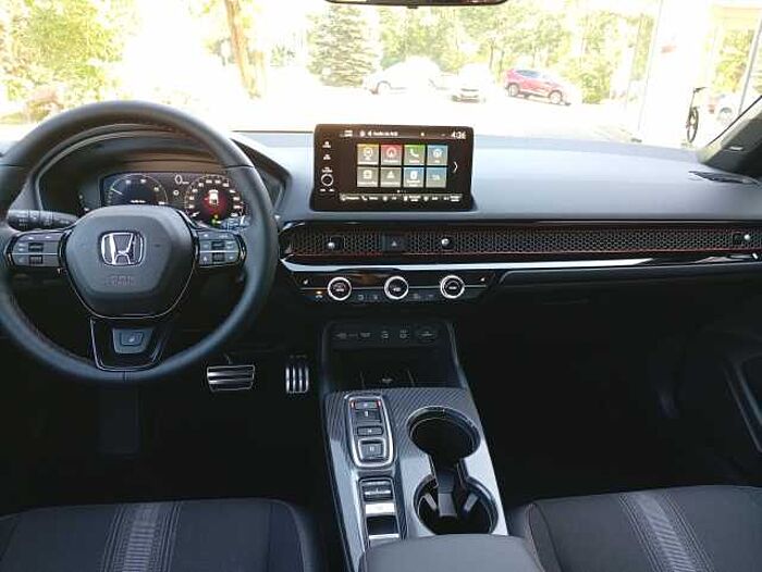 Honda Civic e: HEV 2.0 i-MMD Hybrid Sport