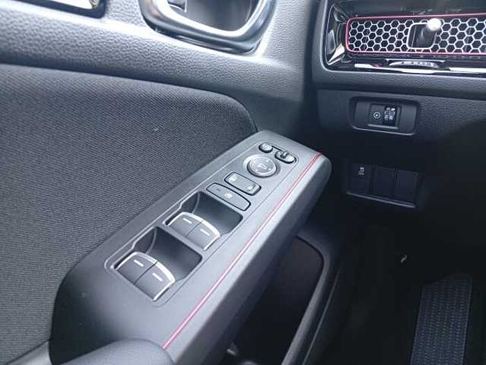 Honda Civic e: HEV 2.0 i-MMD Hybrid Sport